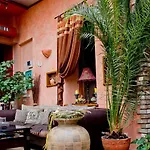 Atrium Hotel 3*