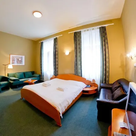 Hotel Atrium 3*